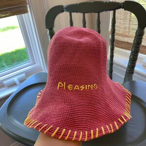 *NWT* Pleasing The Flower Bucket Hat in Coral Pink